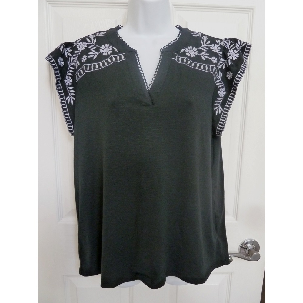 Vintage Threads Black Embroidered Floral Ruffle Sleeve Top CS16029TSC Womens L